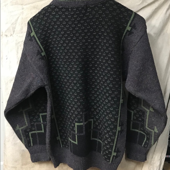 Vintage men's size M Aggio sweater - Picture 2 of 3